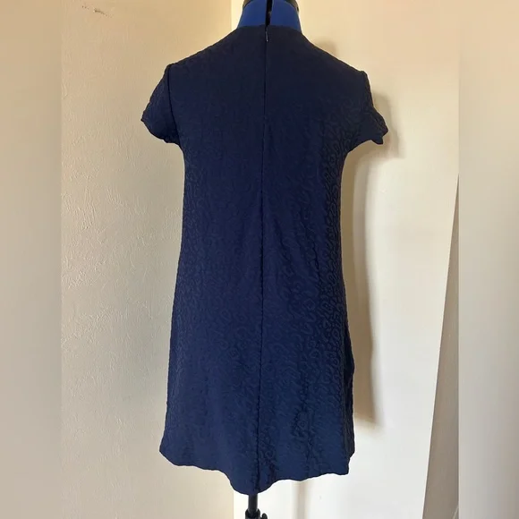 J Mclaughlin Swing Dress Mini Wave Bubble
Jacquard - Picture 5 of 8